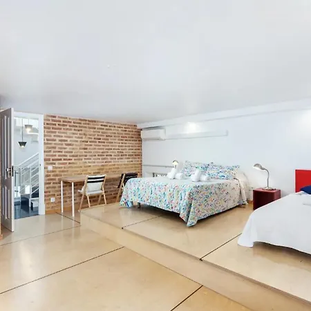 Blife Galya Private Homestay Faro